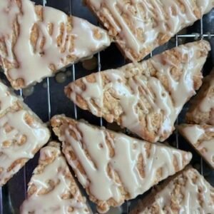 mini maple scones